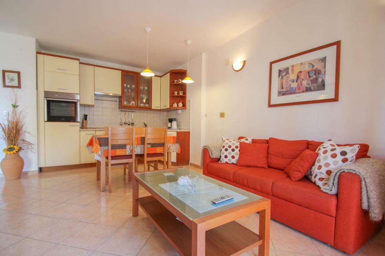 Alenka Orange Apartment Novigrad  Bagian luar foto